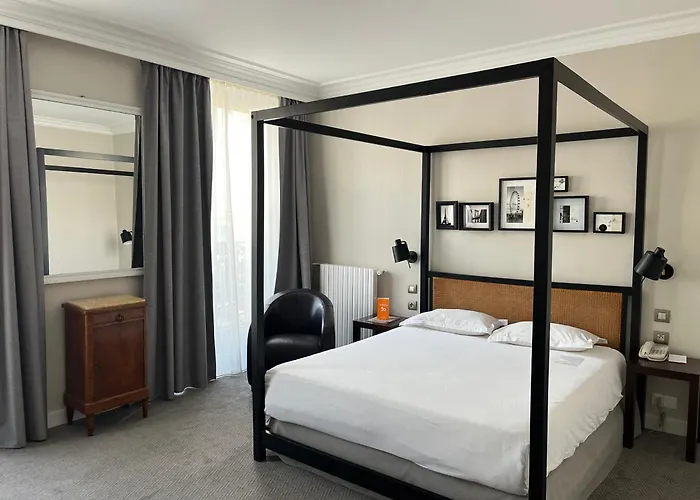 Hôtel Londres et New York - Les Collectionneurs